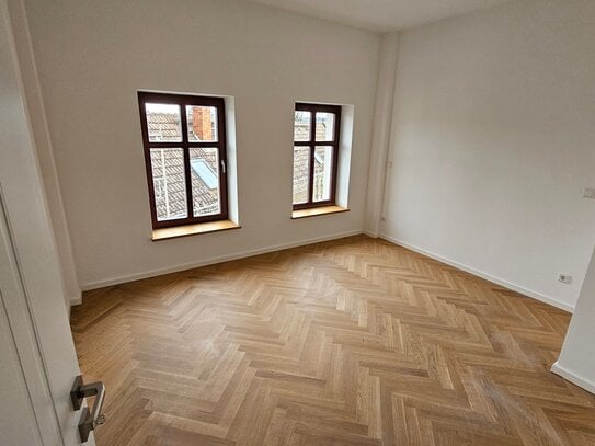 2 - Raumwohnung mit Wohnküche im 2. OG mit Balkon! ERSTBEZUG