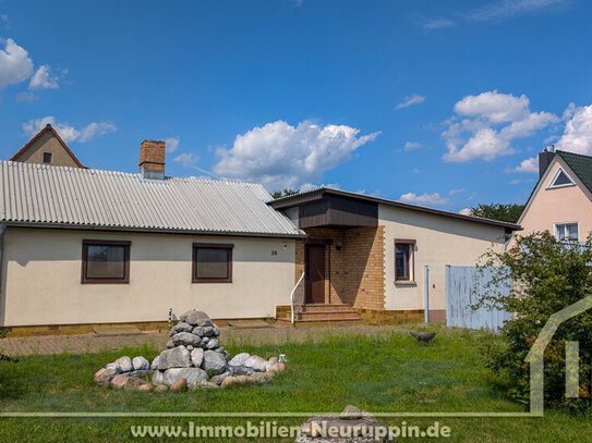 Gepflegtes Einfamilienhaus in Alt Ruppin mit Garage und Garten