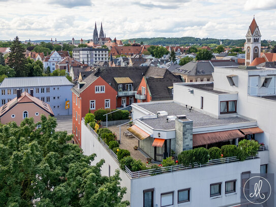 Wenn Träume wahr werden: Penthouse mit riesigen Dachgarten in der Regensburger Innenstadt