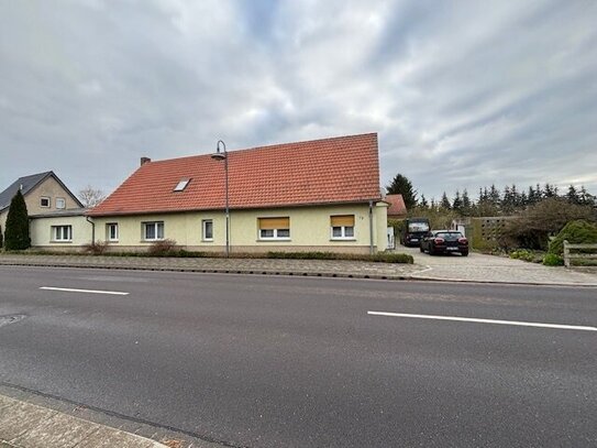 2-Familienhaus mit sehr viel Nebengelass und zusätzlichem Baugrundstück in Roßdorf