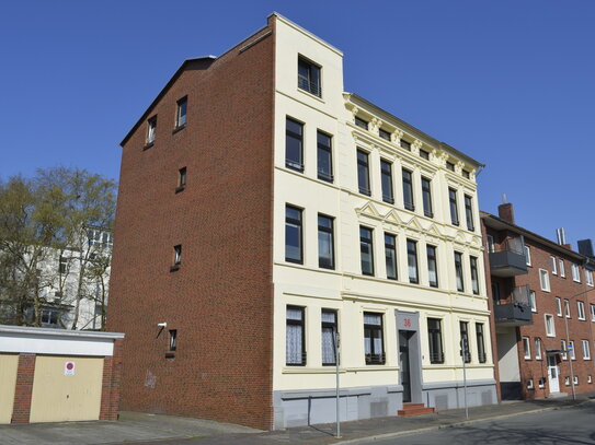 001/005 3 ZKB + Balkon-Wohnung im 2. OG rechts zu vermieten