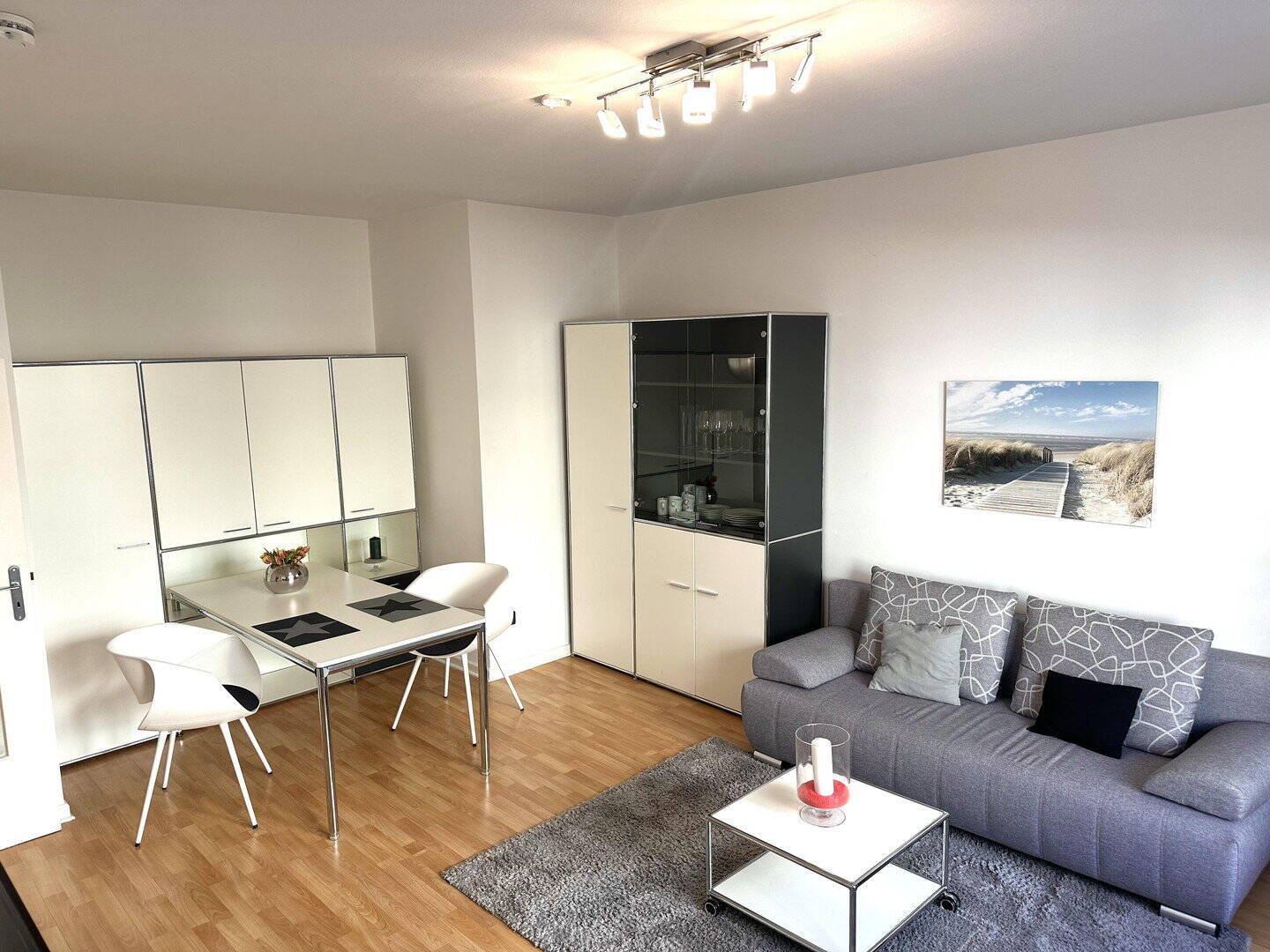Schönes Apartment mit Balkon in ruhiger Lage - Photo 1