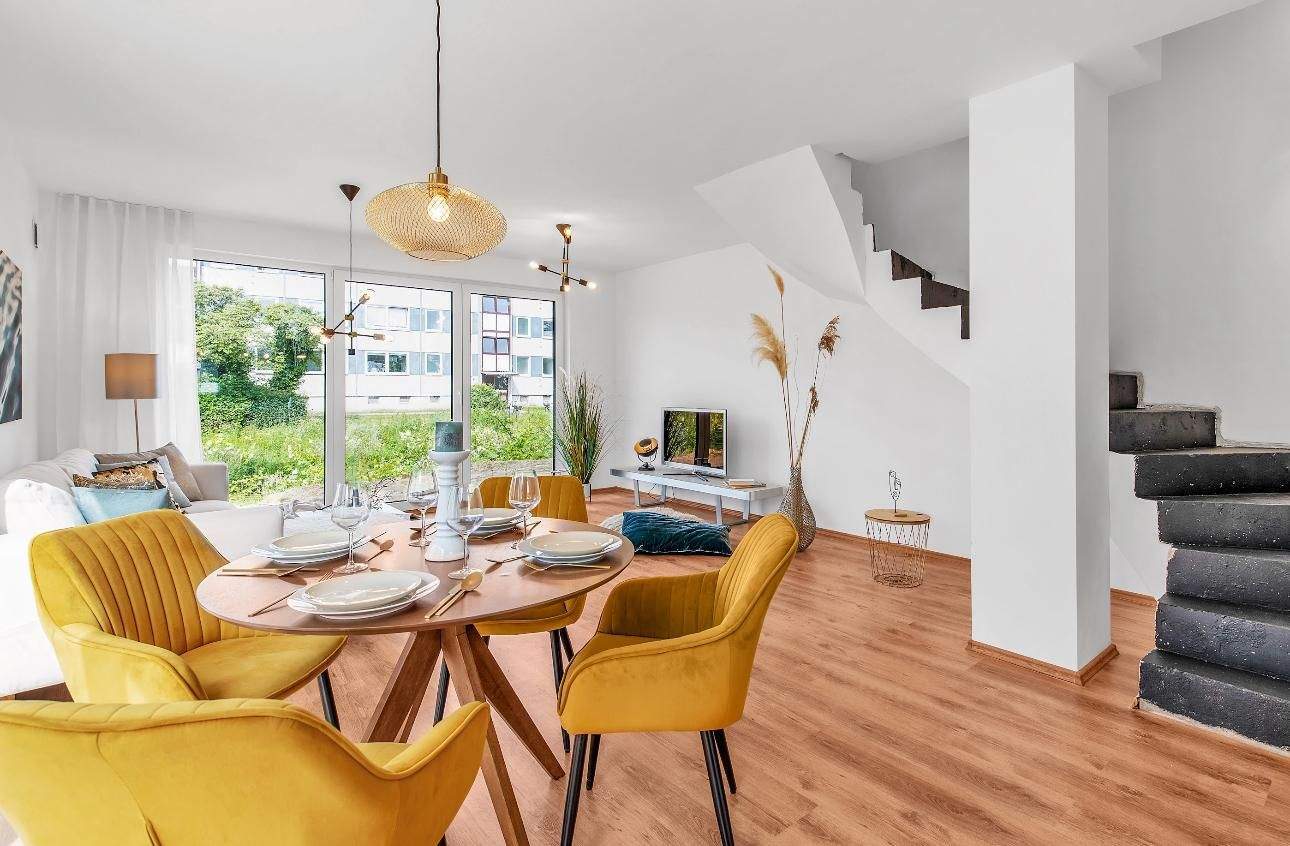 Neubau Erstbezug! Großzügiges Niedrigenergiehaus mit 4-Zimmern direkt am Fleet gelegen in Hamburg-Finkenwerder