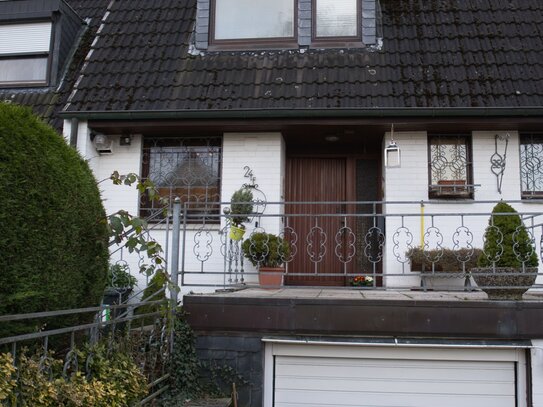 Charmantes Reihenhaus mit Blick auf die Pferdekoppel in Stapelfeld