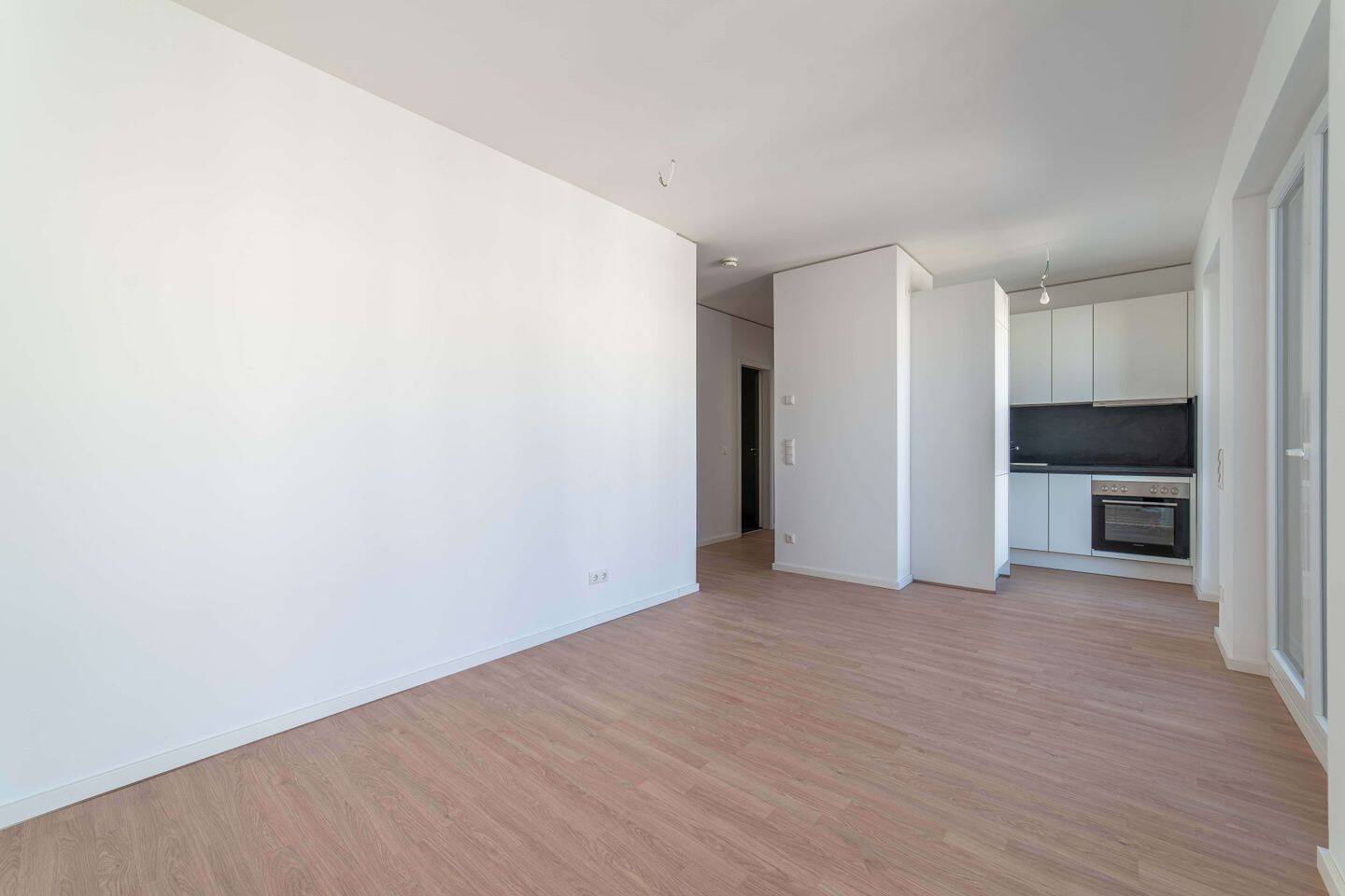 Bright 5th-Floor 1-Bedroom Apartment in the Peaceful Backhouse Apt 255 - Foto 1