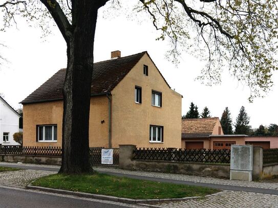 Großzügiges Anwesen mit viel Potential im Zentrum von Bernsdorf