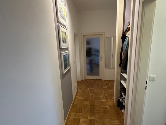 Zwischenmiete - Helle, möblierte 2 Zimmer Wohnung in Friedrichshain (Samariterkiez)