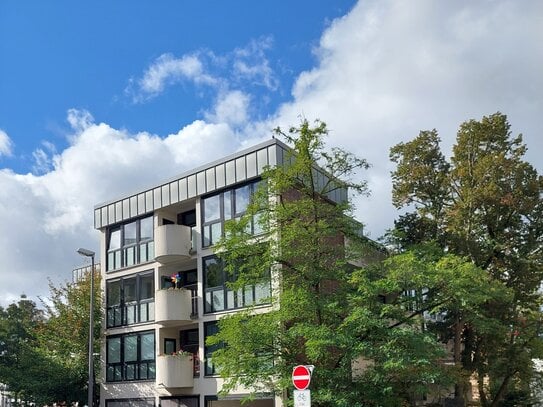 Helle individuelle 3-Zimmerwohnung mit Balkon in perfekter Lage zur City und Waldnähe