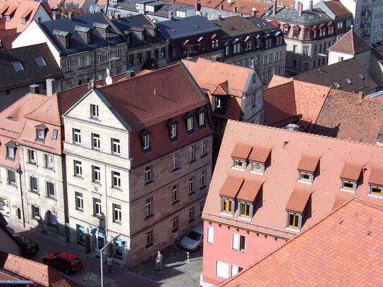 Helle Spitzdach-Wohnung