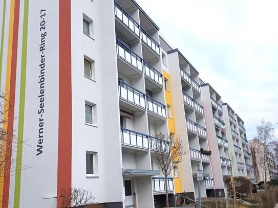 Nur wenige Stufen zu Ihrer neuen Wohnung! Frei ab 01.04.2025!