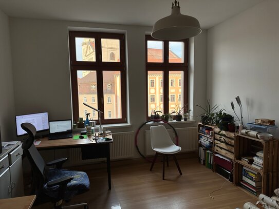 1 Raum Apartment mit Schlafempore und EBK im Stadtzentrum