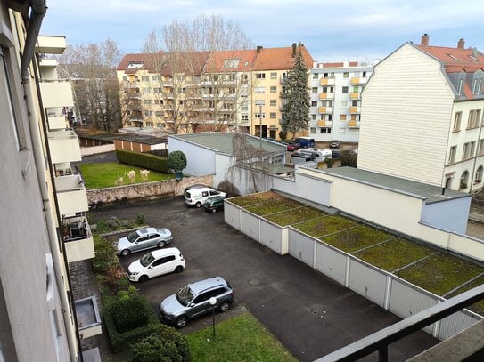 Perfekt angebundene Wohnung in zentraler Lage der Nürnberger Nordstadt (von Privat)