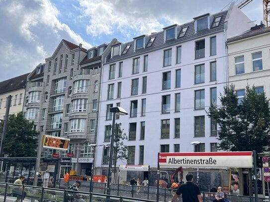 Weißensee: Berliner Allee: ERSTBEZUG im NEUBAU: VERMIETETES GEWERBE mit 33 m² !!!! 8 % RENDITE !!!!