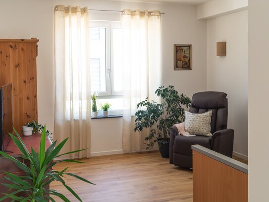 ***Zukunftssichere Kapitalanlage:*** Exklusives Pflegeappartement in Senioren-WG