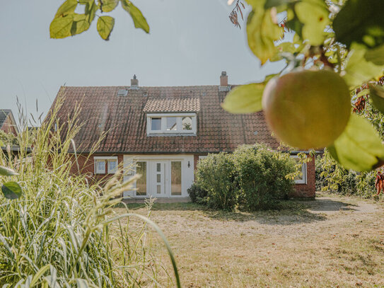 Versteckt wie ein Juwel - Einfamilienhaus auf Pfeifenstilgrundstück in Ratzeburg zu kaufen!