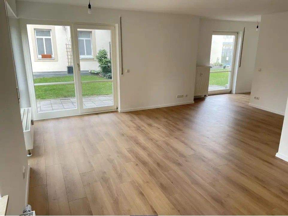 Helle 1 Zi-Wohnung mit großzügiger Terrasse zu vermieten!