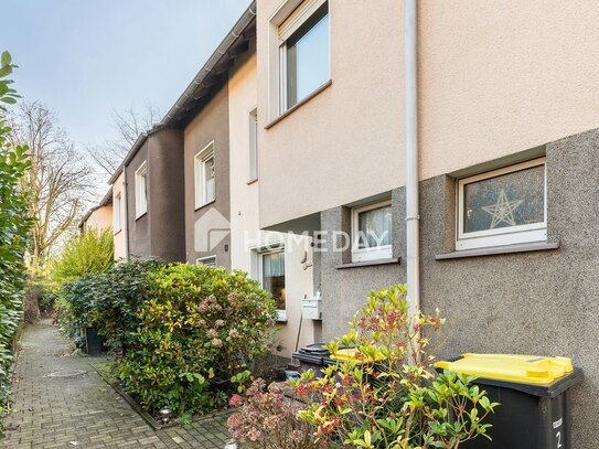 Attraktives Reihenmittelhaus mit 5 Zimmern, Terrasse und Garage in Essen