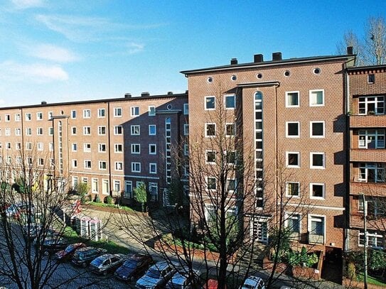 Bezugsfreie 2-Zimmer-Wohnung mit Balkon in Stadtnähe