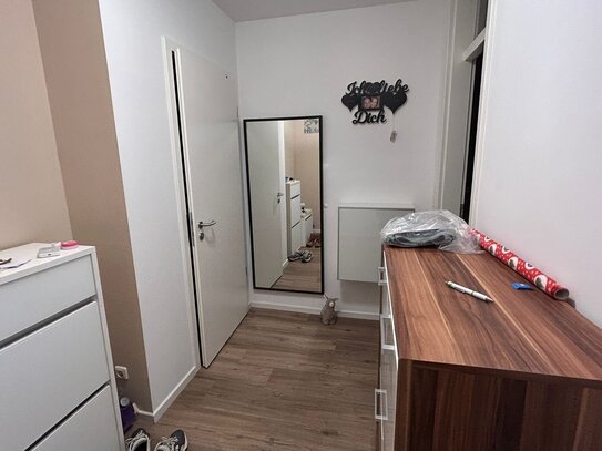 Moderne 2 Zimmer Erdgeschosswohnung mit Garten