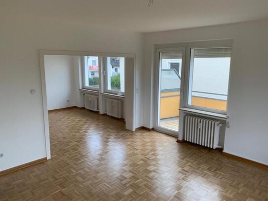 Renovierte 3 Zi. mit Balkon in der 1. Etage in Afferde