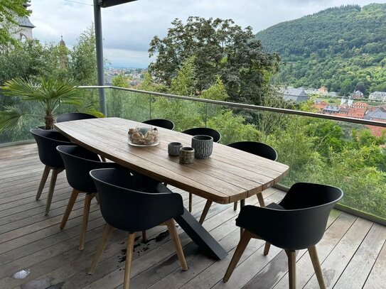 Traumhafte 4-Zi.-Maisonettewohnung mit EBK und großem Balkon im Herzen der Heidelberger Altstadt zu vermieten!