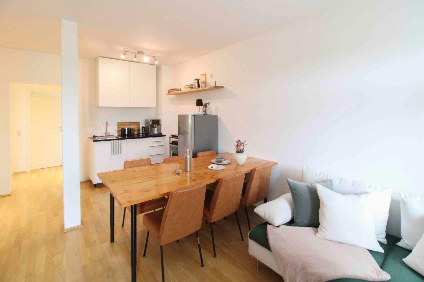 Vermietete 3 Zimmer mit Balkon und Gartenanteil in ruhiger Lage - Denkmalgeschützt