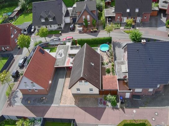 Neuer Preis ! Top gepflegtes Einfamilienhaus mit Carport, PV-Anlage und neuer Heizung im OT Clarholz