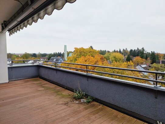 WOW...Penthouse mit Dachterrasse, Luxus EBK, 4 Zimmer, Aufzug, Blick bis zur Burg und Alte Veste