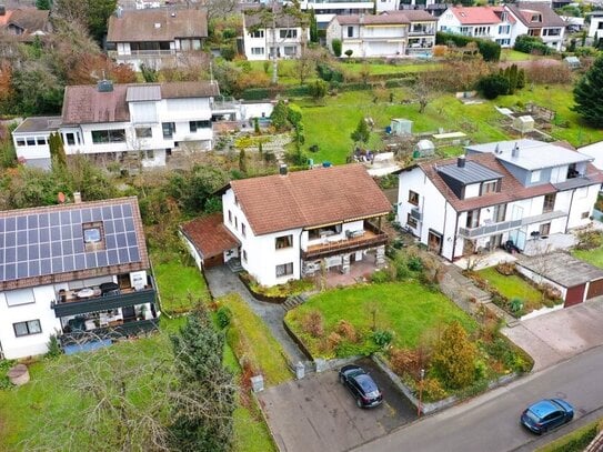 Einfamilienhaus mit Einliegerwohnung in beliebter Wohngegend von Kressbronn