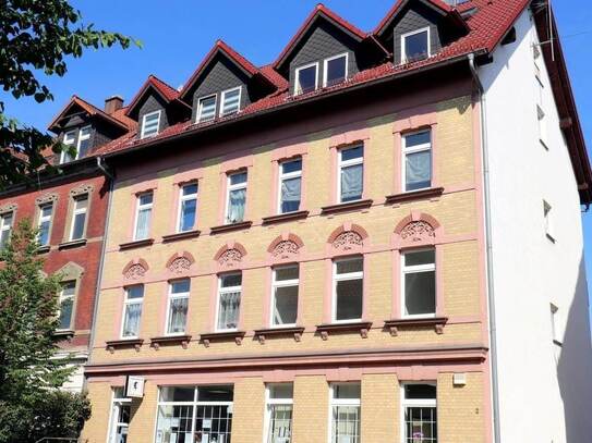 Maisonettewohnung mit Echtholzelementen und Tageslichtbad zu vermieten!