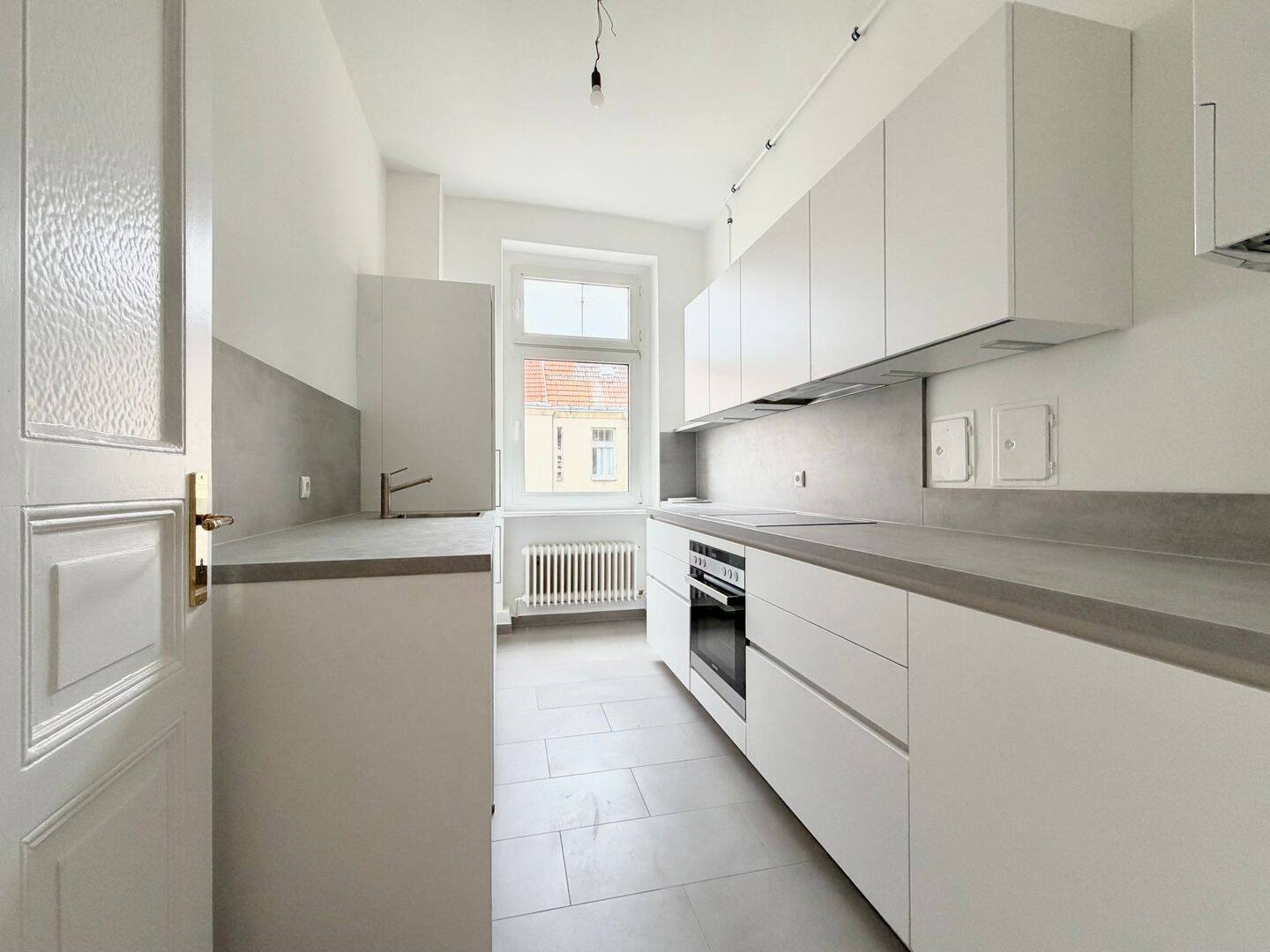 Sanierte 2-Zimmer-Wohnung im 4.OG (ohne Aufzug) - Photo 1