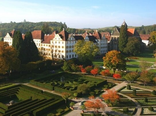 Wohnung im Dachgeschoss mit Blick Richtung Schloss Salem und Heiligenberg