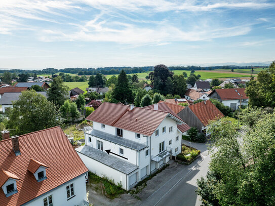 KfW 55 - Traumhafte Neubau OG Wohnung mit Westbalkon in Issing