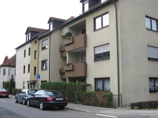 Großzügige 3-Zimmer Wohnung mit Balkon in Nürnberg Röthenbach