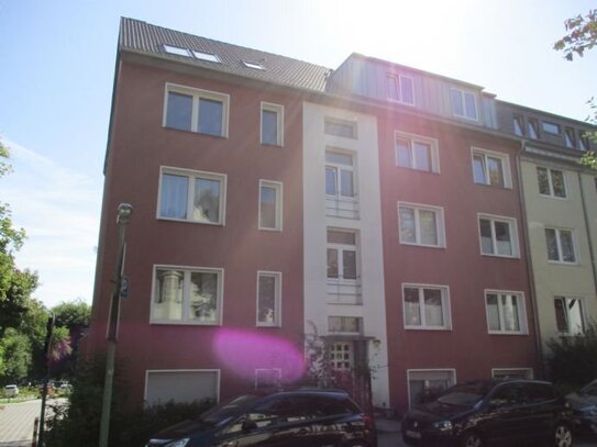 Schöne 2 Zimmer Wohnung mit Balkon in Rüttenscheid