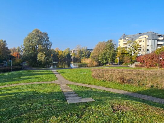 Highlight im Angebot - 2-Zimmer-WHG mit Süd-Balkon & Teichblick, Wannenbad, Aufzug und TG-Stellplatz in Rostock