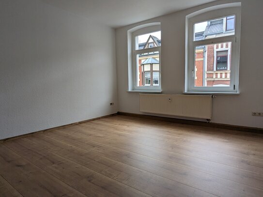 **4-Raum Wohnung in ruhiger Lage neu renoviert**