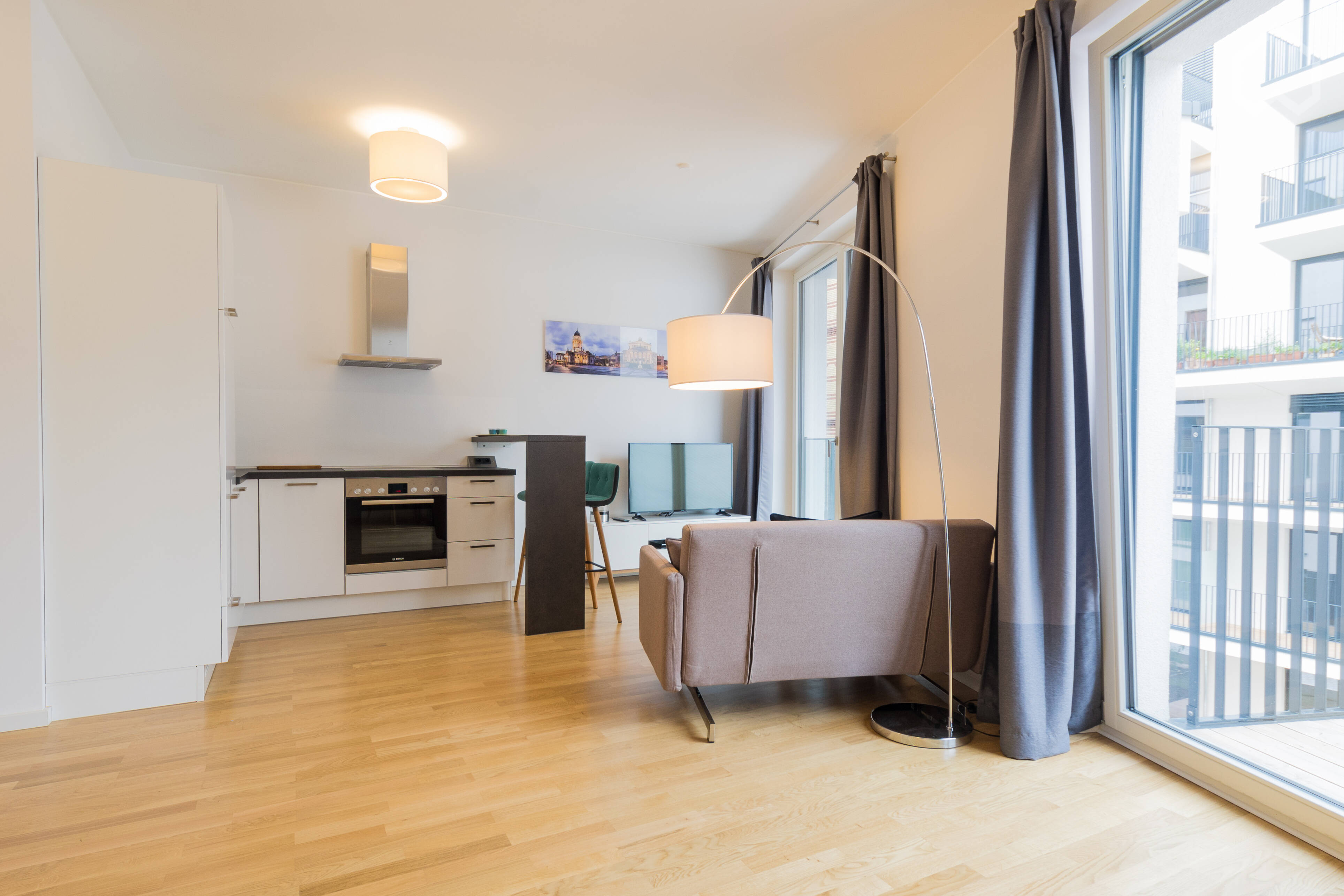 Fantastisches und gemütliches Apartment in Mitte in ruhiger Lage mit Balkon - Photo 1