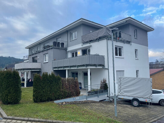 Teilmöbliere 2 Zimmerwohnung mit Terrasse und Gartenanteil