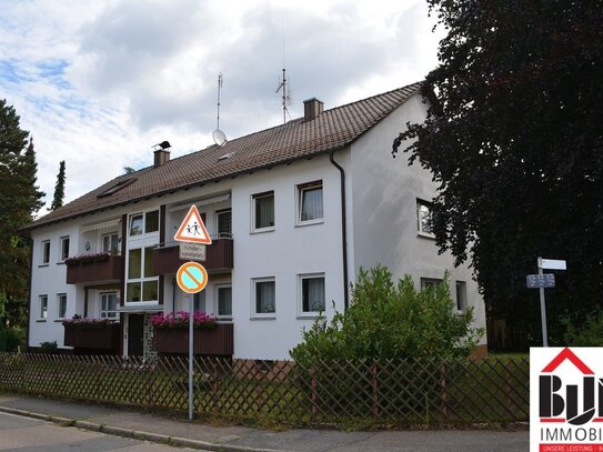 *Unterasbach - 2-Familien-Doppelhaushälfte - 1 Whg. frei - Garten - Garagen - DG zusätzlich ausbaufähig*