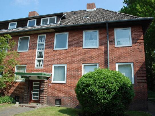 Zwei-Zimmer-Dachgeschosswohnung mit wunderschönem Blick ins Grüne