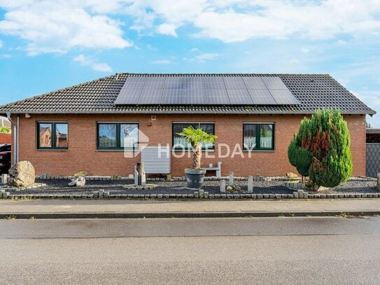 Moderner Bungalow mit großzügigem Raumangebot, Garten und nachhaltiger Ausstattung in ruhiger Lage