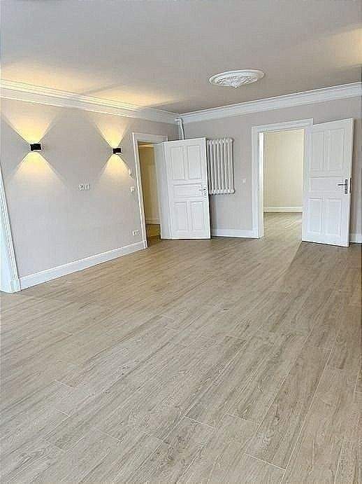 Ihre top sanierte Traumwohnung zum Arbeiten und wohnen mit Terrasse und eigenen Eingang