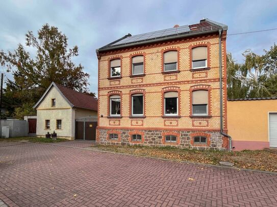 Willkommen im Grünen: Ihr Traumhaus mit großem Garten und ruhiger Lage