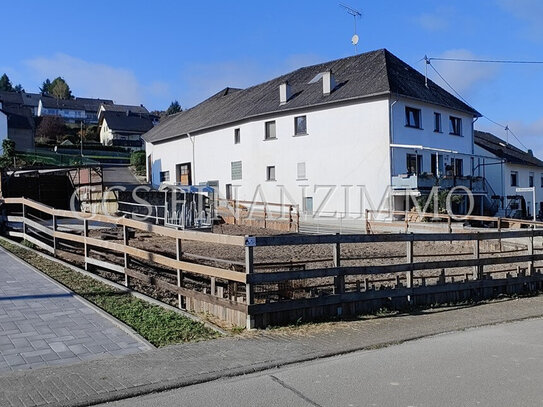 Schönes großes Bauernhaus/Pferdehof in idyllischer Höhenlage von Berglicht