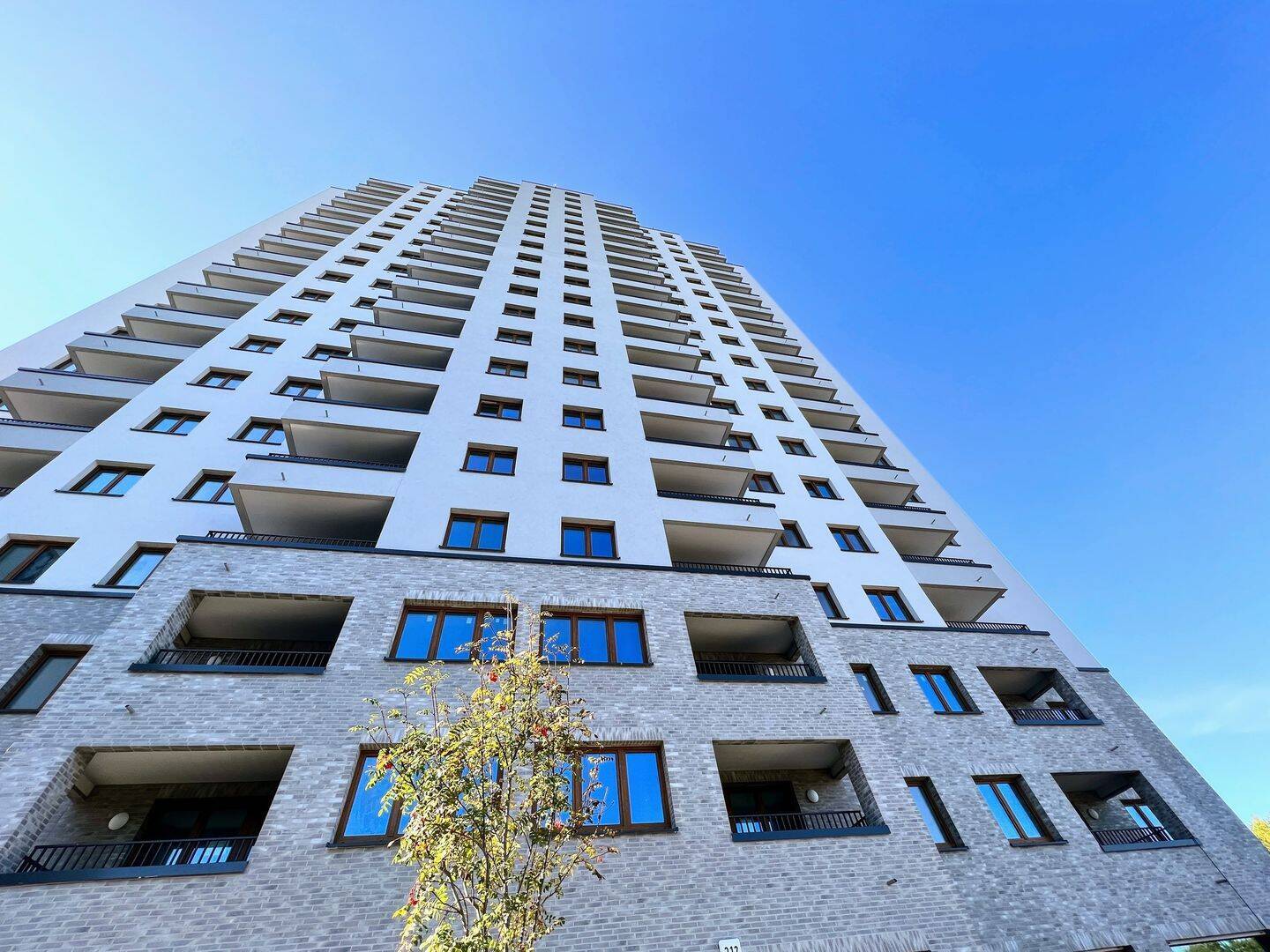 Neubau 2023 - 3 Zi.-Whg. + Loggia + 2 Bäder + Lift BERLIN MARZAHN | + Optional PKW STP - Photo 1