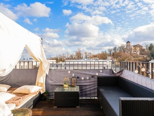 Attraktive Maisonette-Dachgeschosswohnung mit Balkon und Blick auf den Brauhausberg