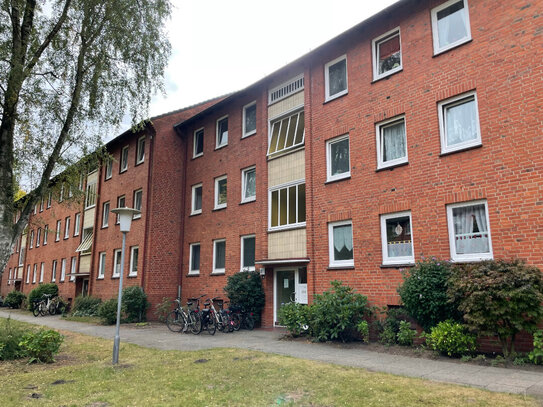 Gepflegte 2,5-Zimmer Wohnung mit großem Balkon