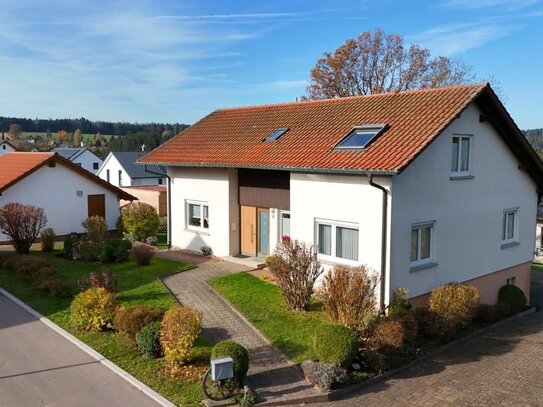 Familienglück Einfamilienhaus mit großem Garten