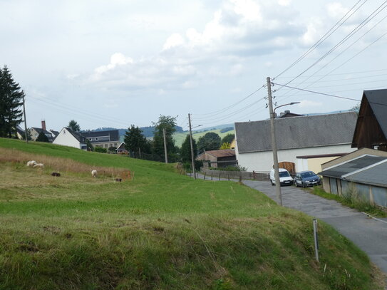 Rohbauland oder Bauerwartungsland in Raschau-Markersbach